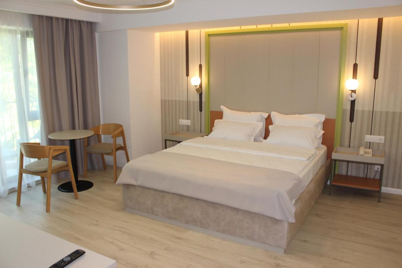 Hotel Anina เตคีร์กิโอล ภายนอก รูปภาพ
