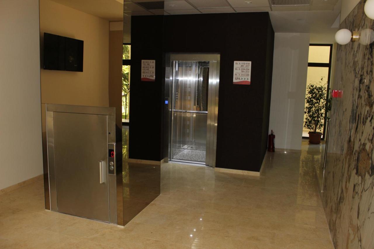 Hotel Anina เตคีร์กิโอล ภายนอก รูปภาพ